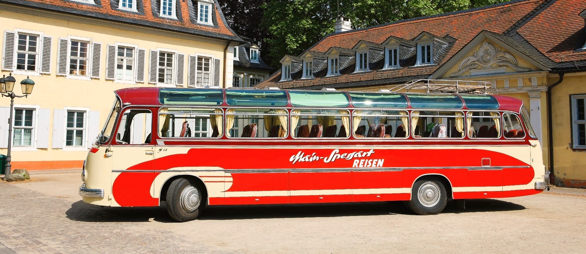 Oldtimerbus Setra S12 Seitenansicht