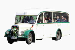 "Saurer" - 22 Gäste Oldtimerbus Saurer in Dresden mieten