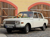 Wartburg 353 "de Luxe" Wartburg 353 "de Luxe" mit Blumenschmuck