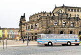 "Fleischer S2 RU" Oldtimerbus "Fleischer S2" vor der Semper Oper in Dresden