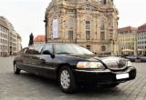 Lincoln Town Car Stretchlimousine vor der Frauenkirche in Dresden