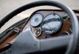 Fahrerplatz im Oldtimerbus